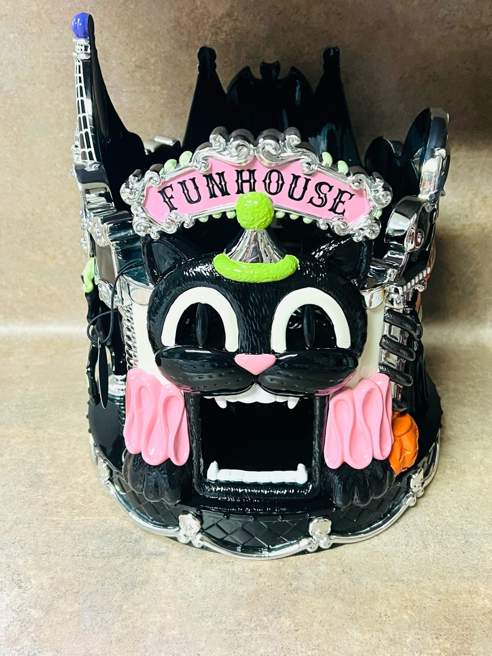 NEW Bath & Body Works 2026 Halloween Circus Luminary 3-Wick Holder Glow Dark
